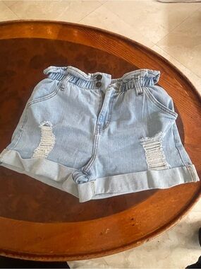 HH JEANS Light Wash Distressed Paperbag Denim Shorts